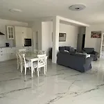 Casa Blanca
