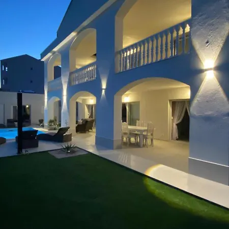 Casa Blanca Villa