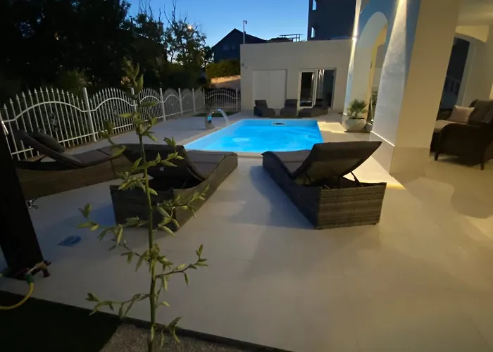 빌라 Casa Blanca 파그