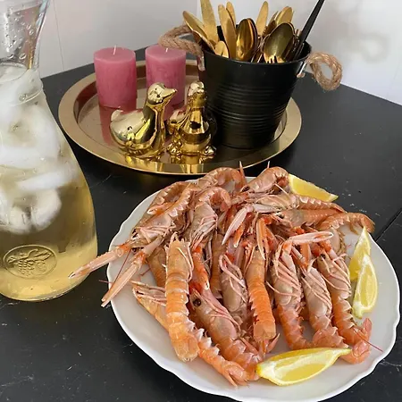 Villa Casa Blanca Pag Town