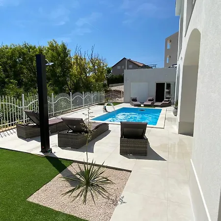 Casa Blanca Villa