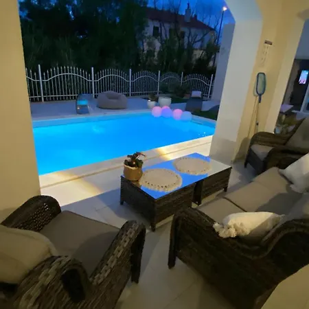 Casa Blanca Villa