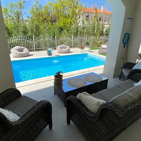 Casa Blanca * Pag Town