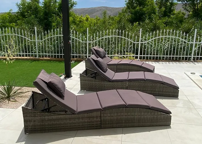 Casa Blanca Villa Pag Town