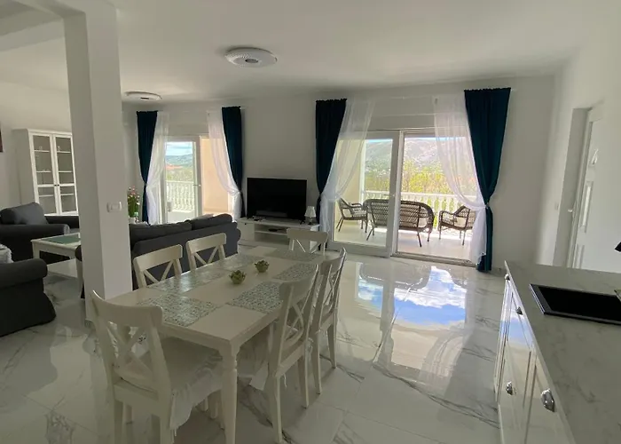 Casa Blanca * Pag Town