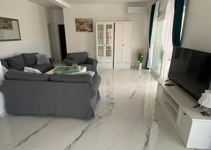 Casa Blanca * Паг