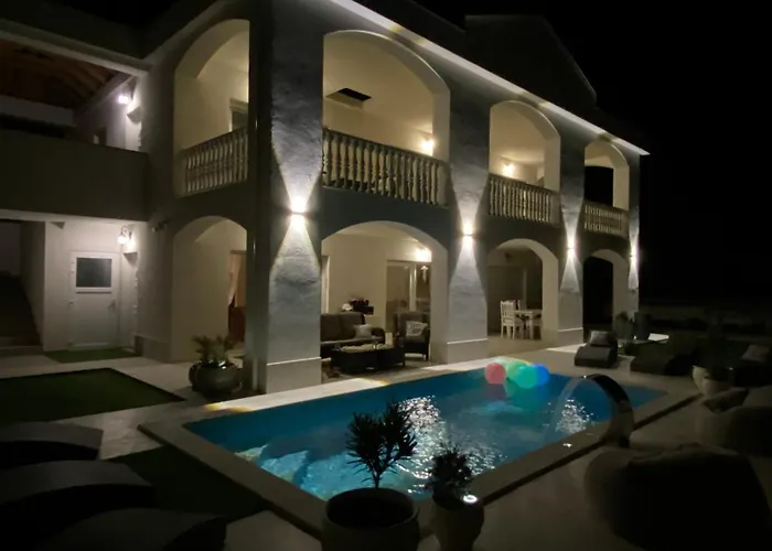 Casa Blanca * Паг